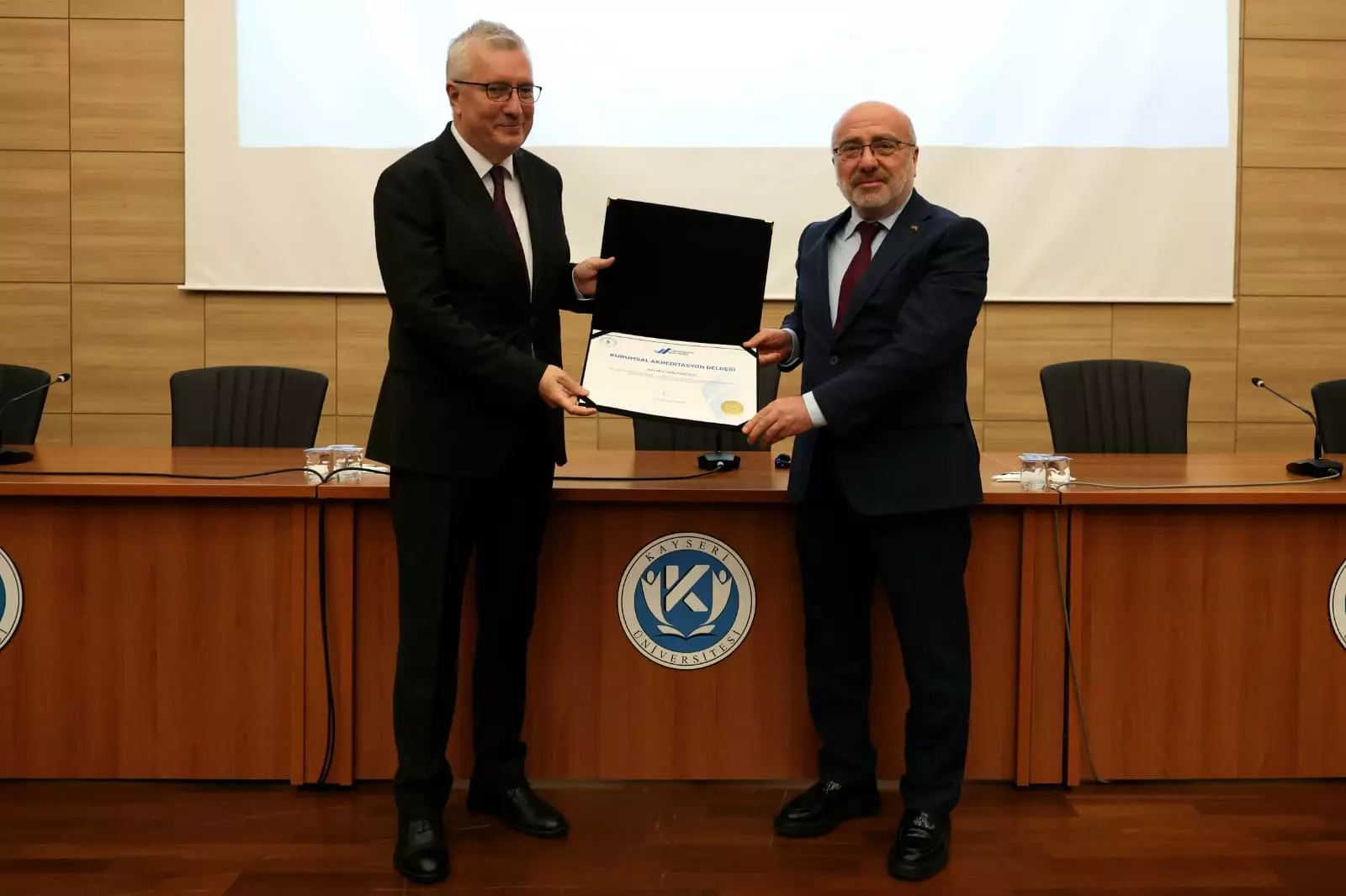 Kayseri Üniversitesi’nde “Kurumsal Akreditasyon Belgesi” Takdim Töreni Düzenlendi